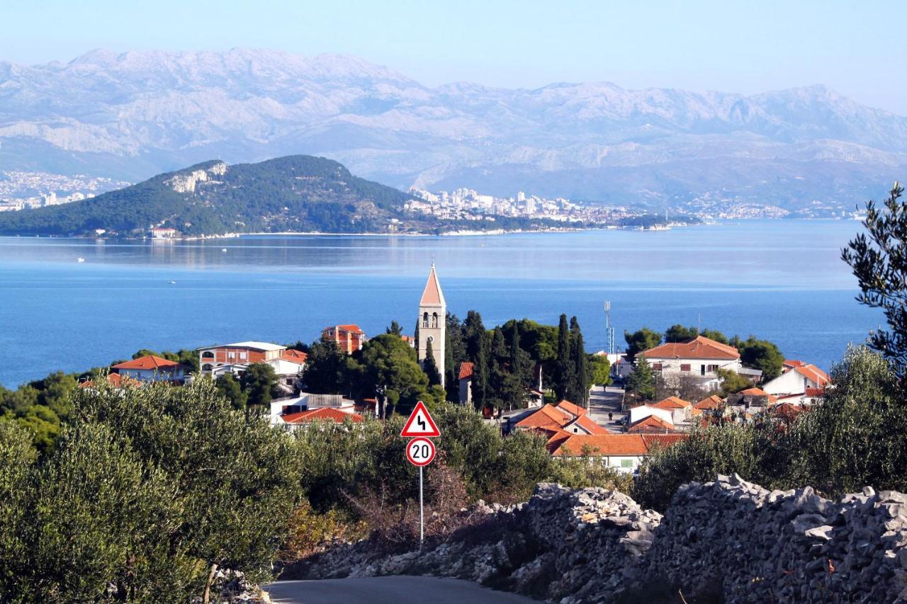 Apartments By The Sea Slatine, Ciovo - 11126 Exterior foto