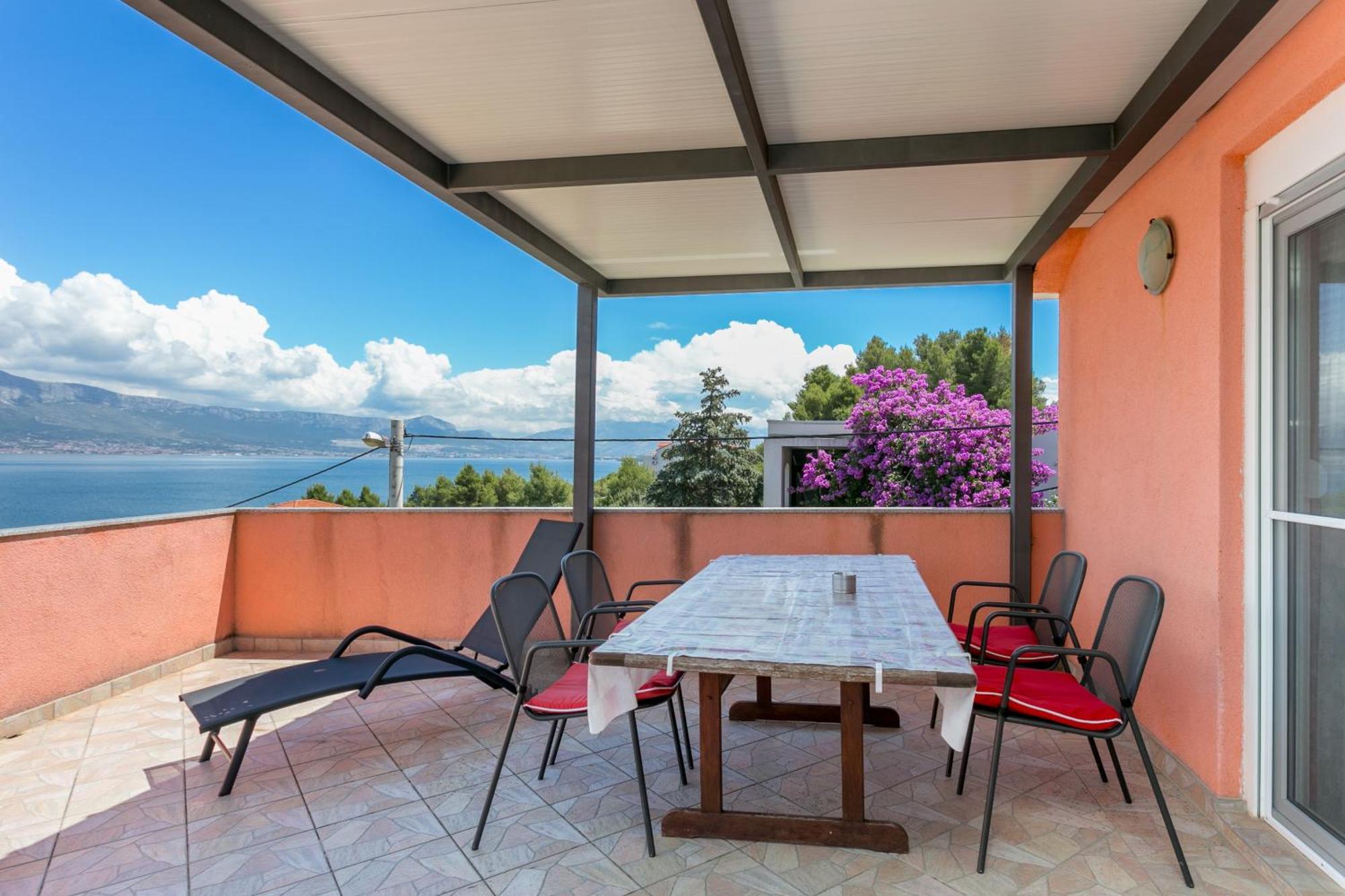 Apartments By The Sea Slatine, Ciovo - 11126 Exterior foto